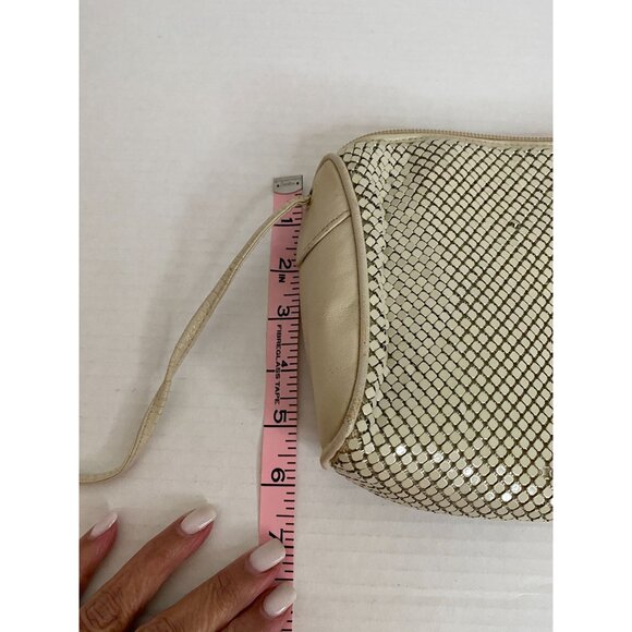 Vintage Beige Small Crossbody Bag With Metal Mesh Design & Shoulder Strap - Picture 8 of 10